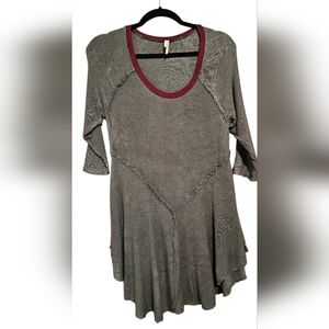 Free People Elegant Gray Top with Burgundy Accents